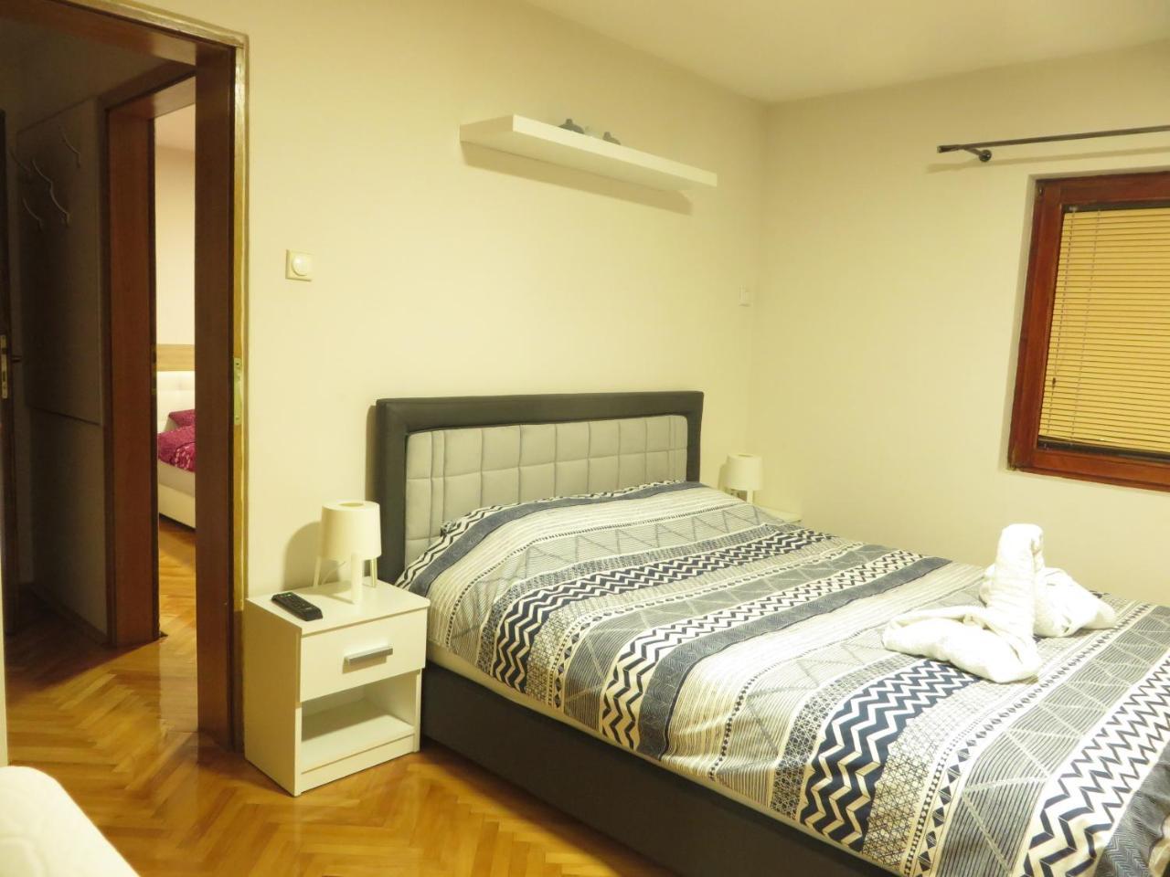 Leo Apartment Nis Bagian luar foto